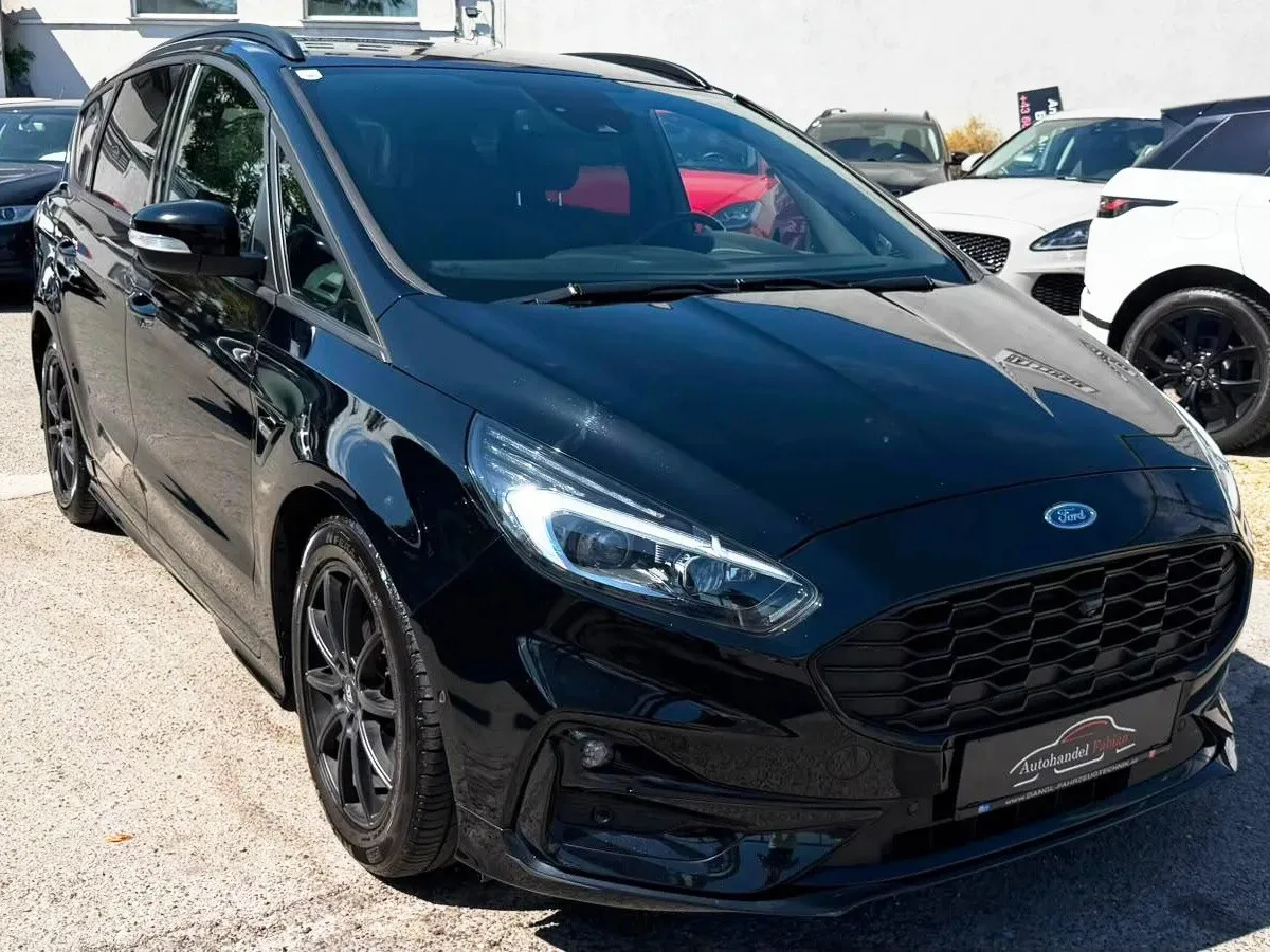 Ford S-MAX ST-Line 2.0 Autom. 7Sitze 190PS Leder Abs